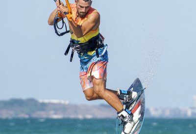 man, nature, board, ocean, fit, water sports, kite surfing, kite, kite boarding, water, surf, sea, kite surfer, wind, kite surf, surfer, sky, action, kite board, jump
